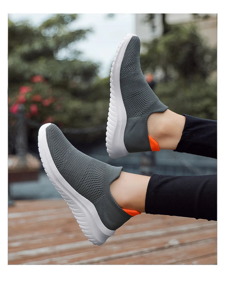 Men's Shoes Soft Sole Slip-On Sneakers Men Running Shoes Lightweight Men's Loafers Walking Male Footwear