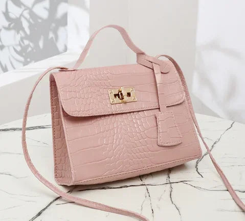 Hand Bags for Women. This Set of Women's Bags for 2024 Is a Great Combination of Style and Functionali Bag Messenger Handbags