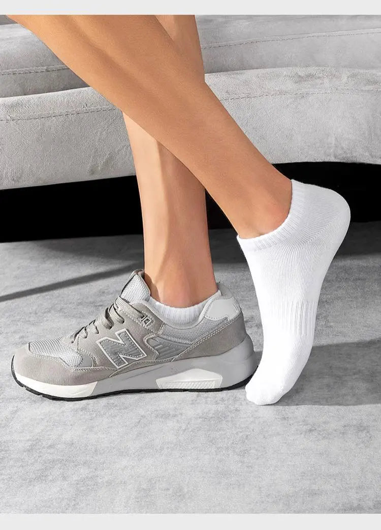 10 Pairs of Men's Sports Socks, White No-Show Socks, Sweat-Absorbent and Breathable, Suitable for Tennis, Badminton, Professional Running, Men's Basketball