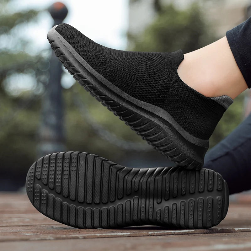 Men's Shoes Soft Sole Slip-On Sneakers Men Running Shoes Lightweight Men's Loafers Walking Male Footwear