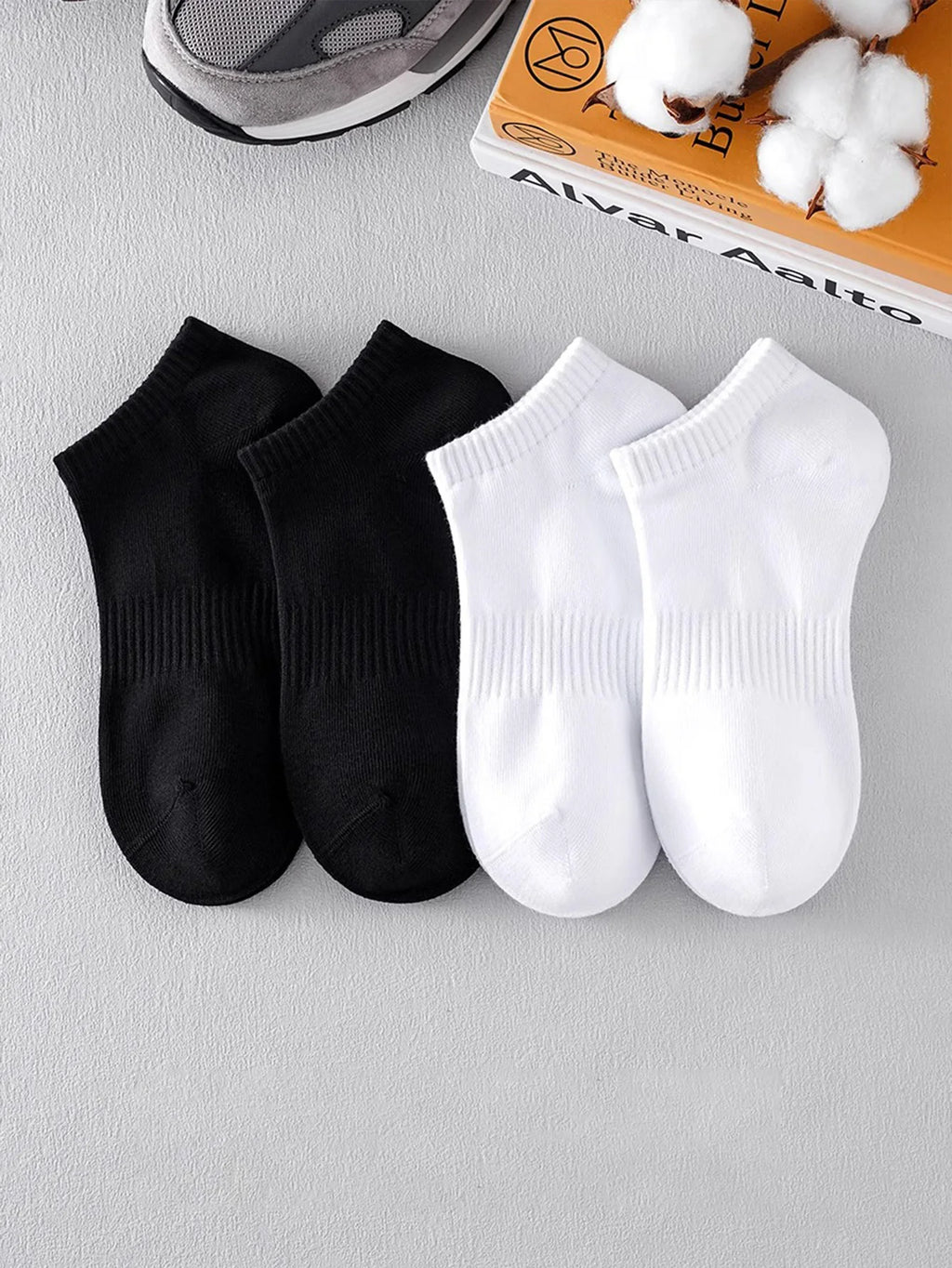 10 Pairs of Men's Sports Socks, White No-Show Socks, Sweat-Absorbent and Breathable, Suitable for Tennis, Badminton, Professional Running, Men's Basketball