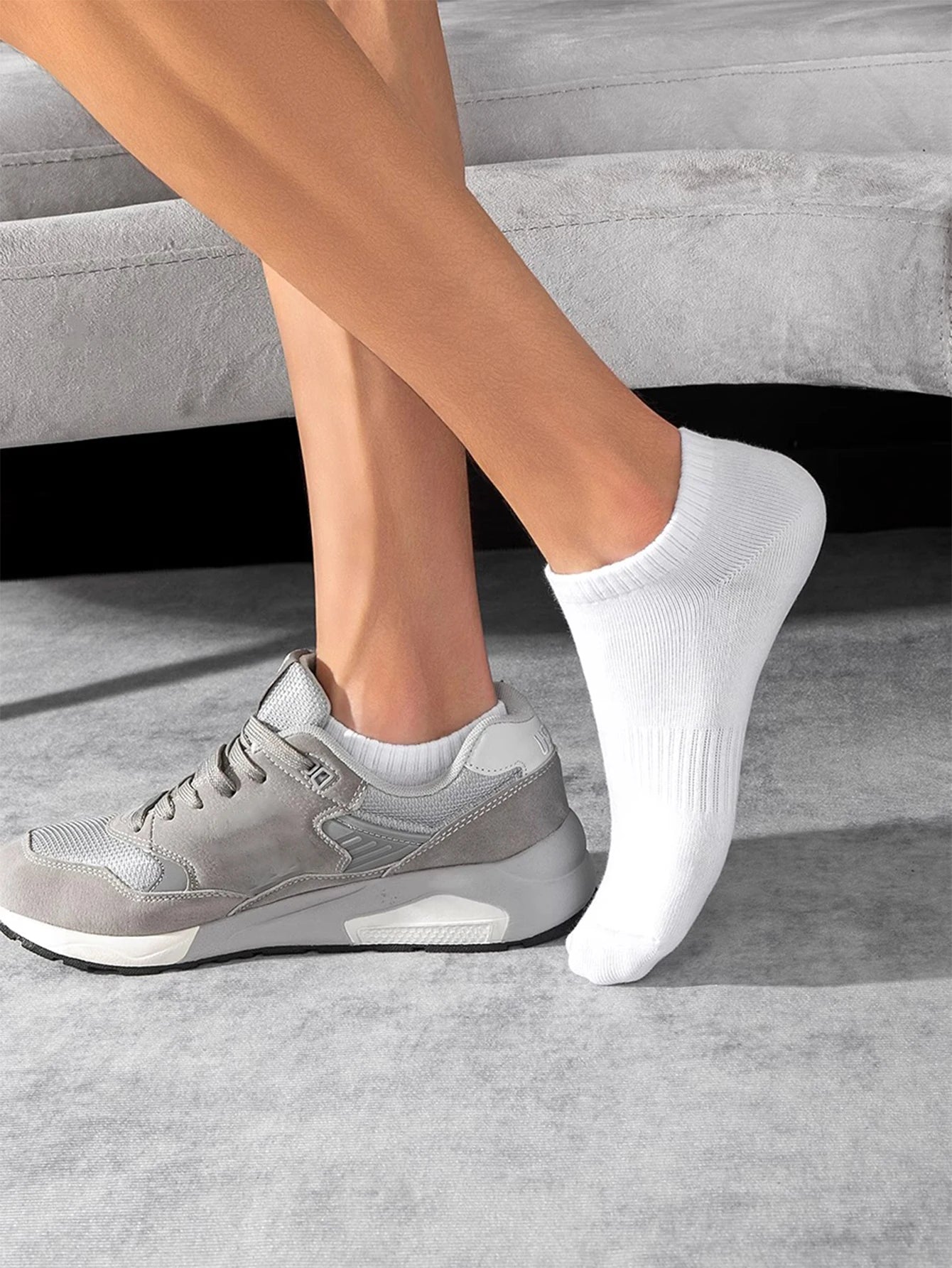 10 Pairs of Men's Sports Socks, White No-Show Socks, Sweat-Absorbent and Breathable, Suitable for Tennis, Badminton, Professional Running, Men's Basketball