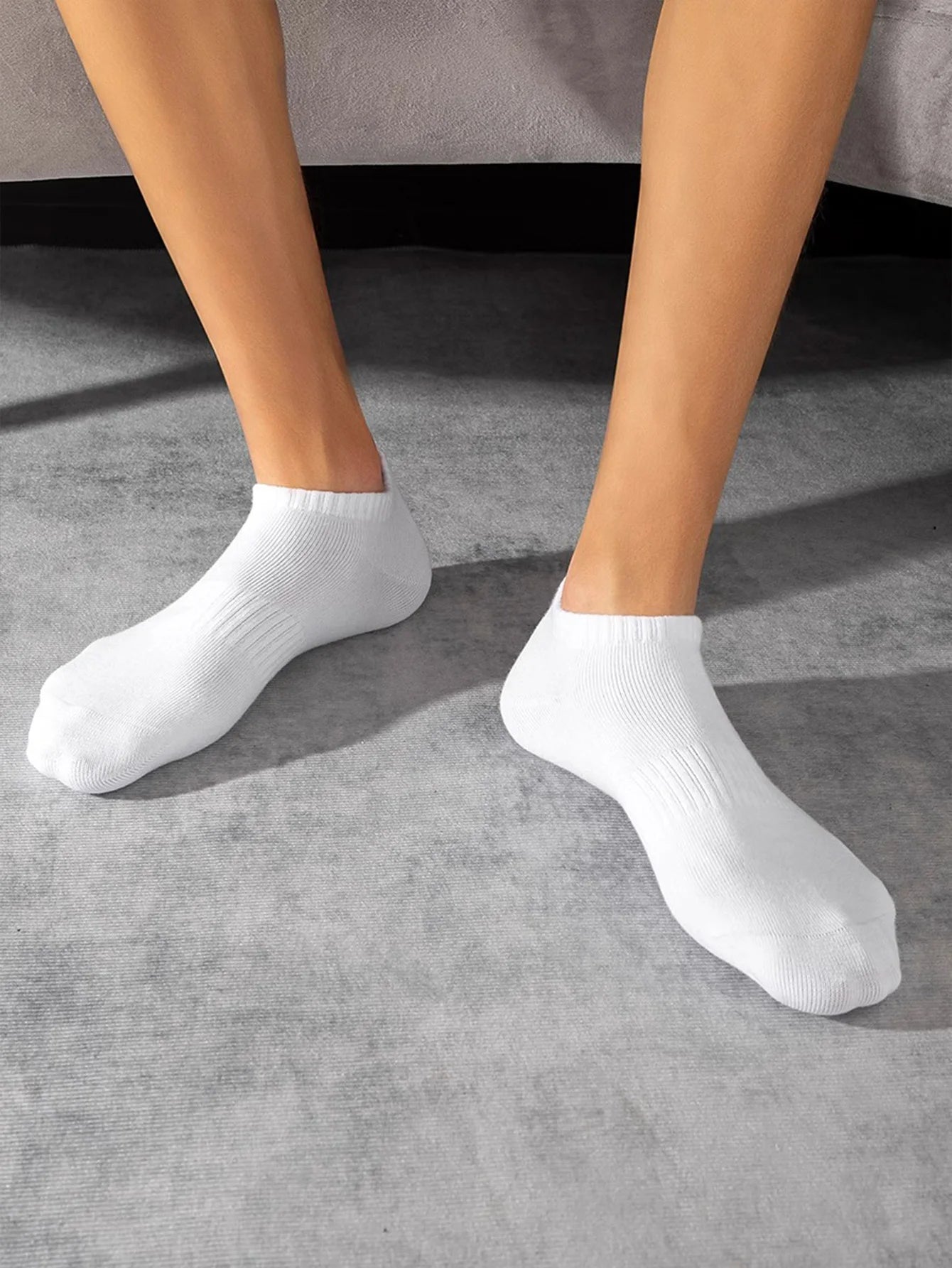 10 Pairs of Men's Sports Socks, White No-Show Socks, Sweat-Absorbent and Breathable, Suitable for Tennis, Badminton, Professional Running, Men's Basketball