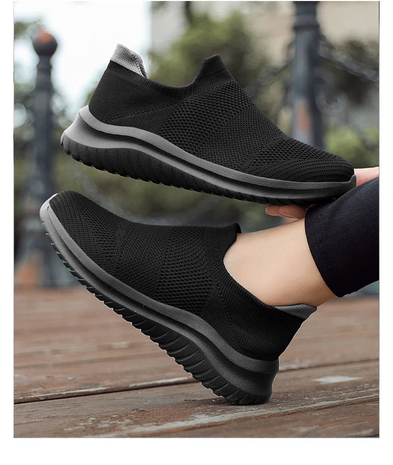 Men's Shoes Soft Sole Slip-On Sneakers Men Running Shoes Lightweight Men's Loafers Walking Male Footwear