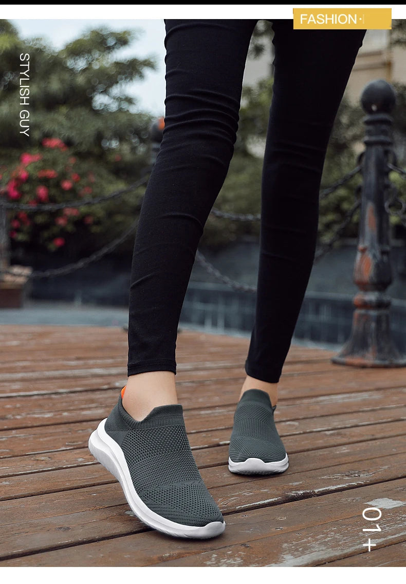 Men's Shoes Soft Sole Slip-On Sneakers Men Running Shoes Lightweight Men's Loafers Walking Male Footwear